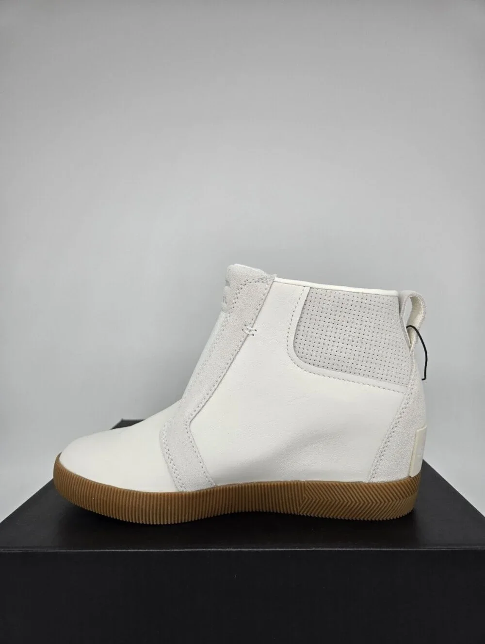 Sorel women out